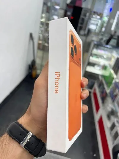 Apple iPhone 17 Pro Max, 256 gb, Cosmic Orange
