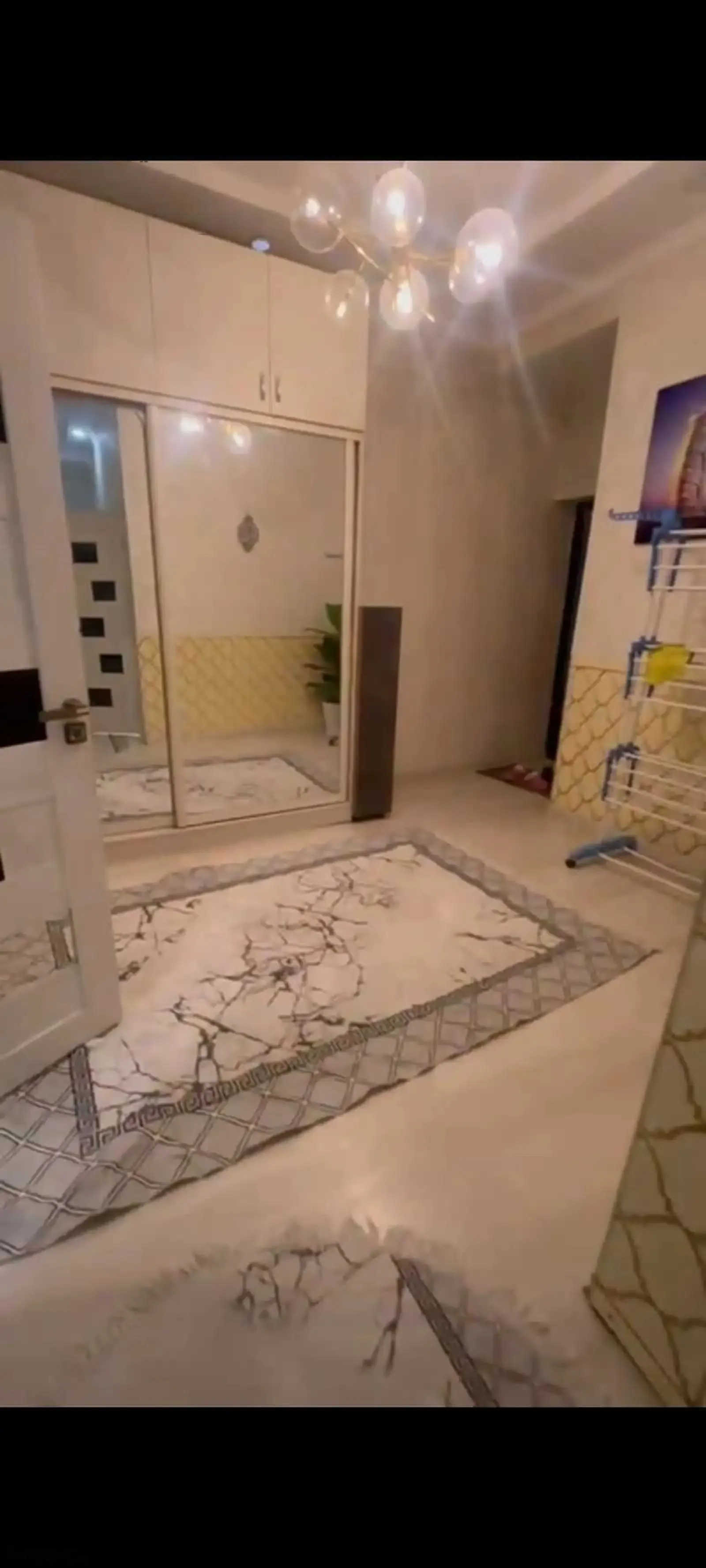 2-комн. квартира, 6 этаж, 68м², 33 мкр, Китайская стена