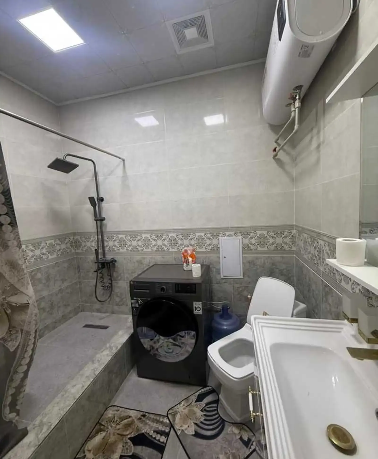 2-комн. квартира, 7 этаж, 85м², Голубой Экран