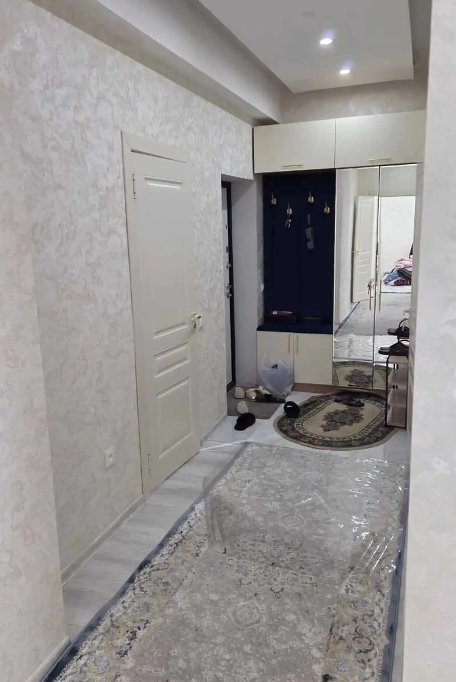 2-комн. квартира, 10 этаж, 70м², Шохмансур
