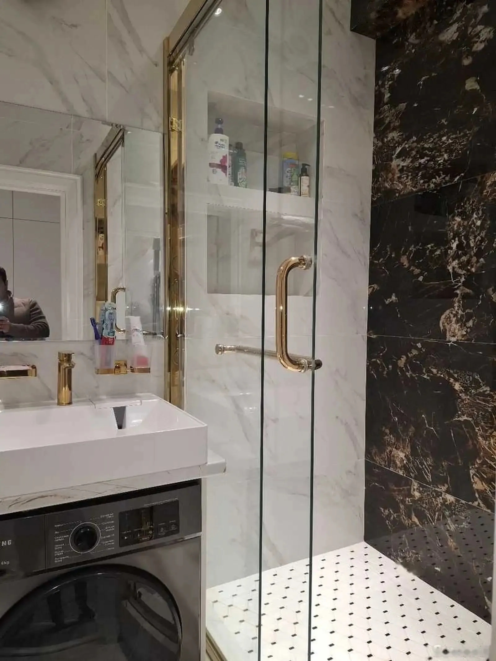 1-комн. квартира, 19 этаж, 52 м², алфемо