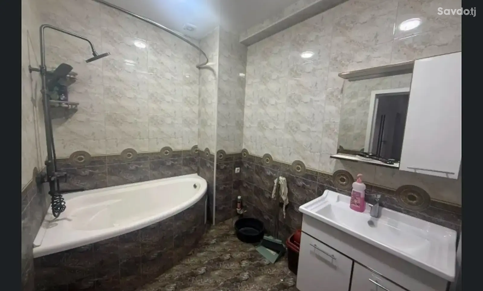 3-комн. квартира, 13 этаж, 100м², шохмансур. Овир. ГрандОтель