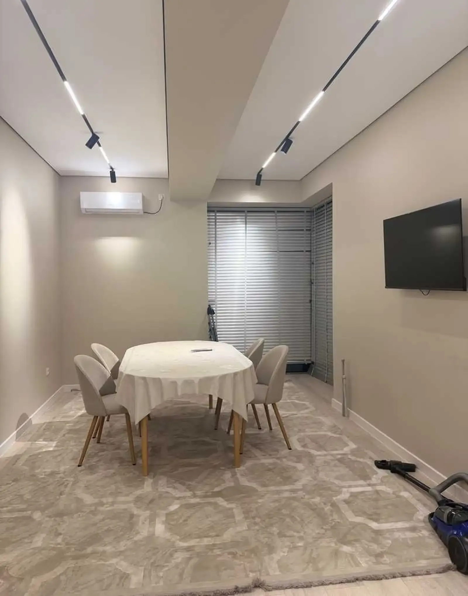 2-комн. квартира, 4 этаж, 95м², Аэропорт