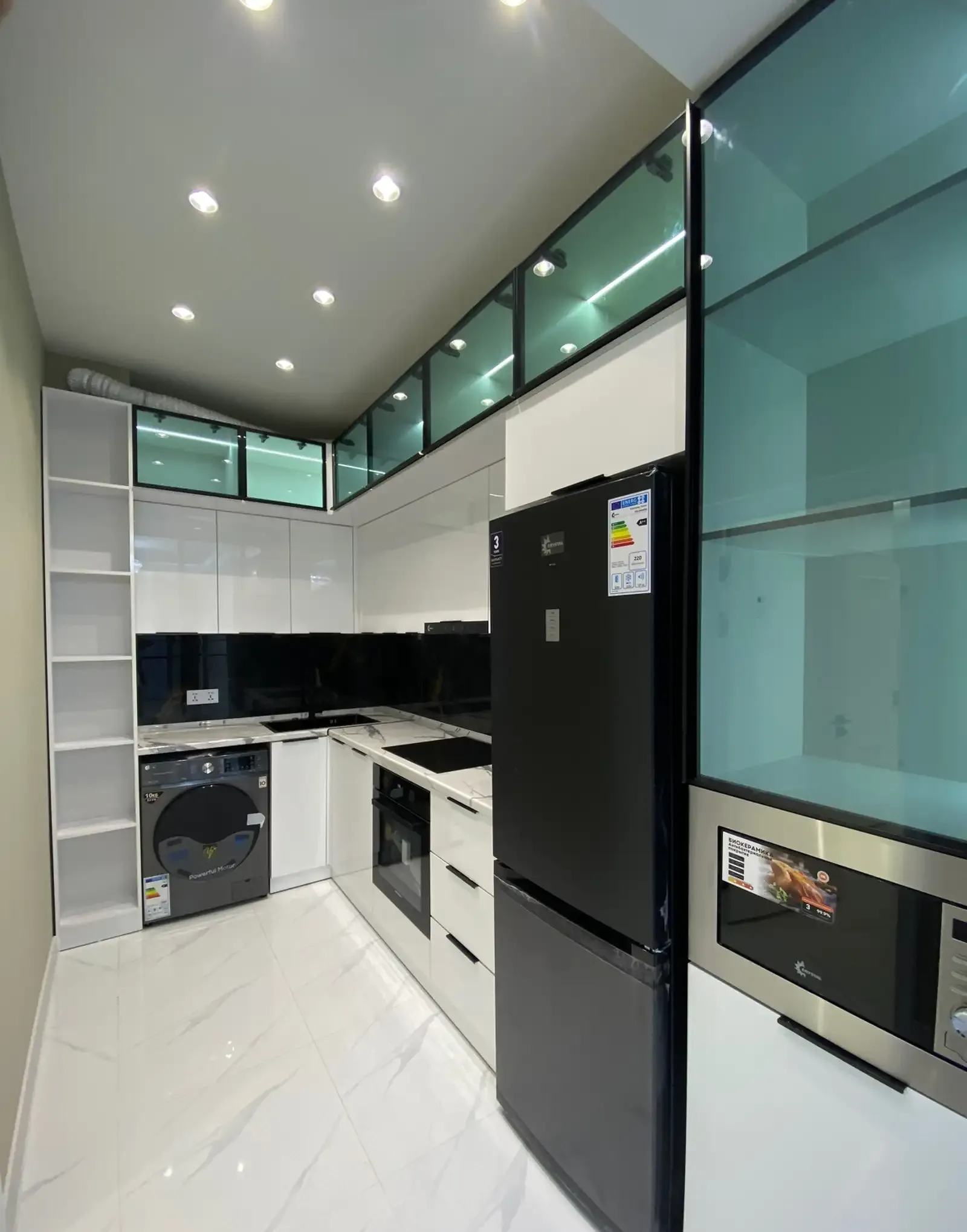 2-комн. квартира, 12 этаж, 66 м², Сино, 82 мкр