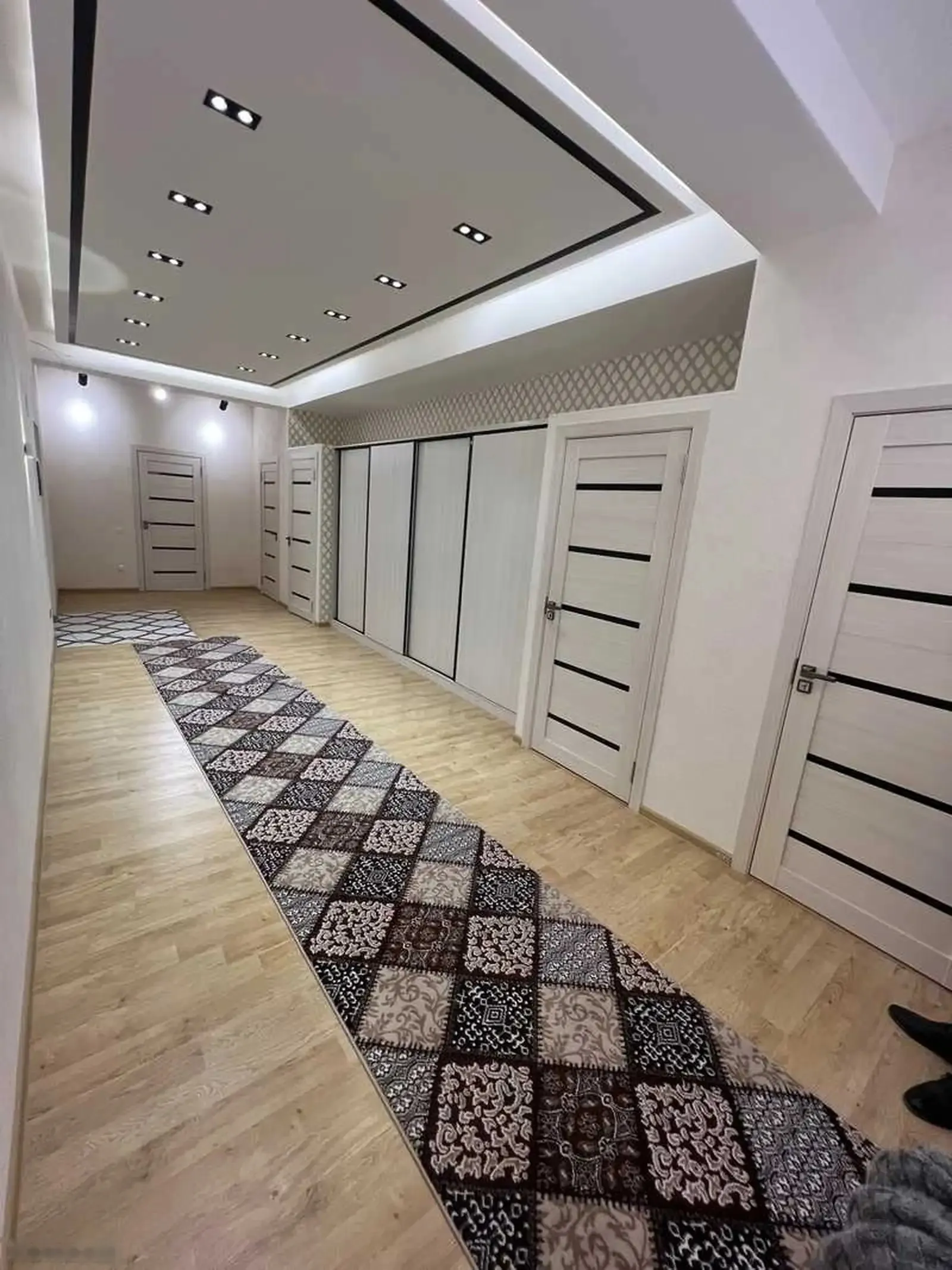 4-комн. квартира, 3 этаж, 120м², И Сомони