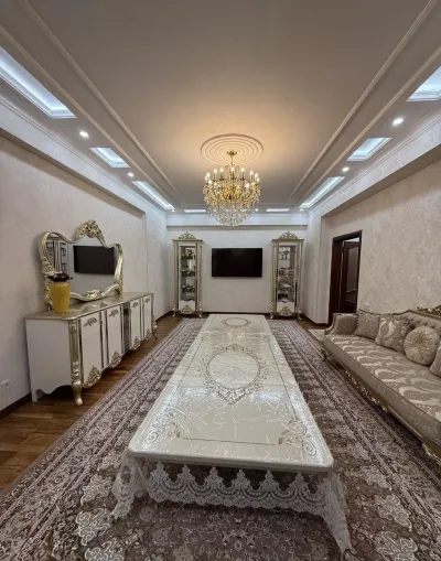 2-комн. квартира, 12 этаж, 127 м², Шохмансур, Ахмади Дониш