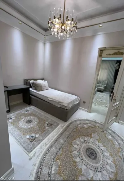 3-комн. квартира, 7 этаж, 135м², Кахор Рахимов