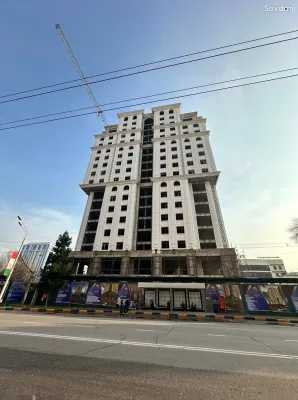 3-комн. квартира, 13 этаж, 102 м², Улица Айни 26, Садбарг, Гостиница Душанбе, Шохмансур