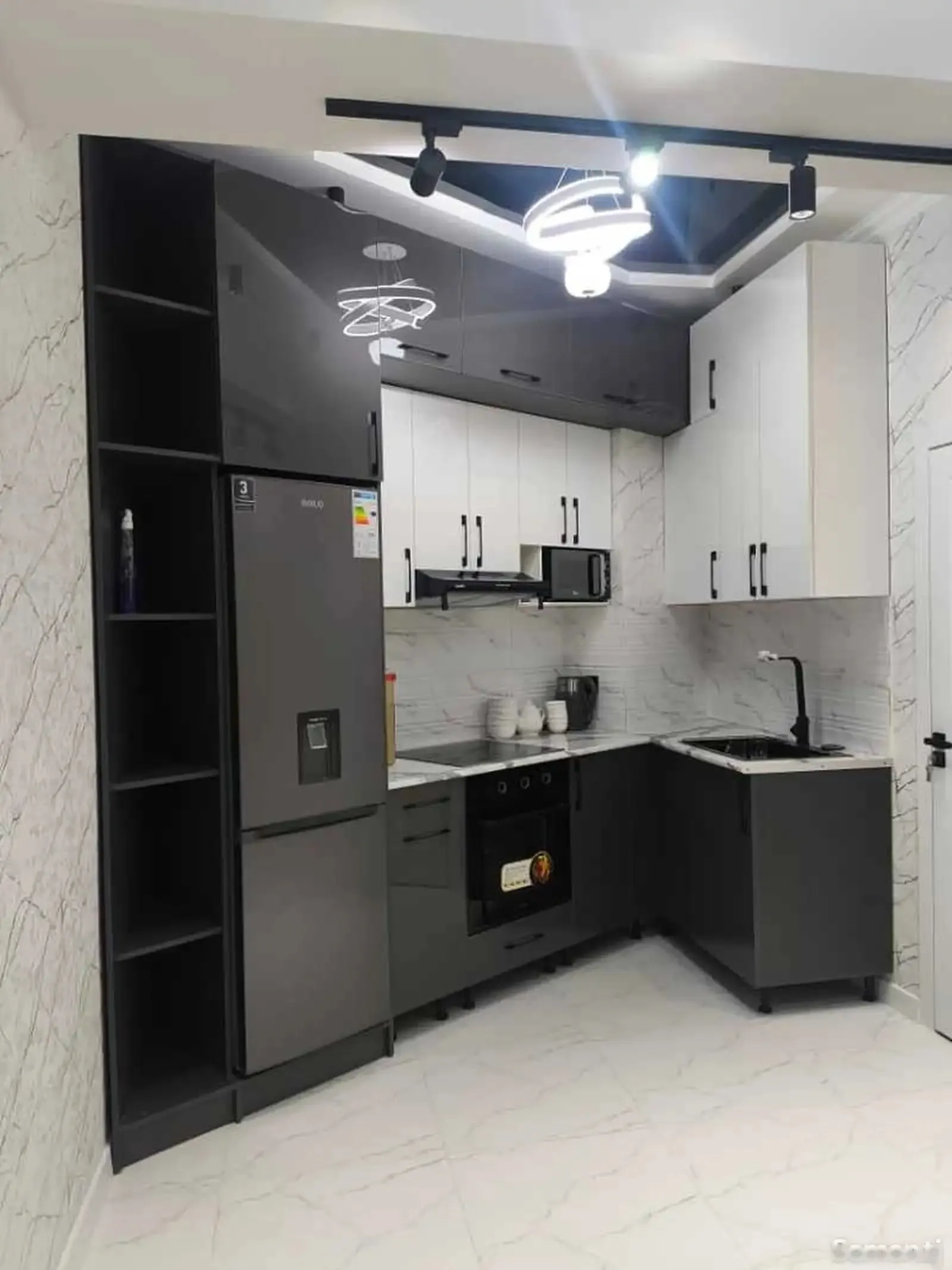 2-комн. квартира, 20 этаж, 72м², Дом печати