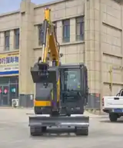 Экскаватор XCMG