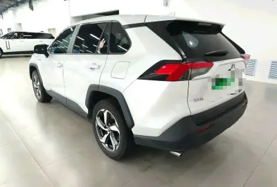Toyota RAV 4, 2022