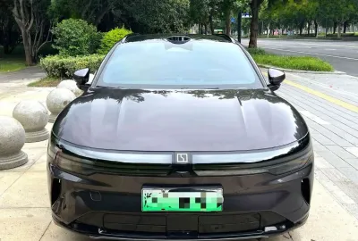 Zeekr 007, 2025