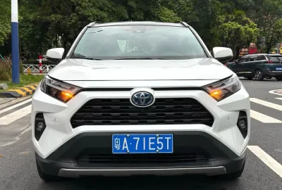 Toyota Rav 4 2025