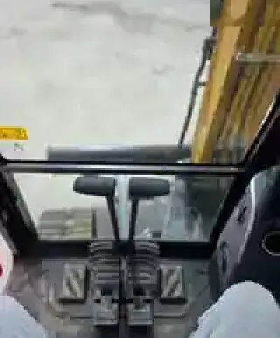 Экскаватор XCMG