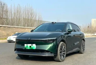 Zeekr 7X, 2025