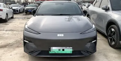 Geely Galaxy E8, 2025