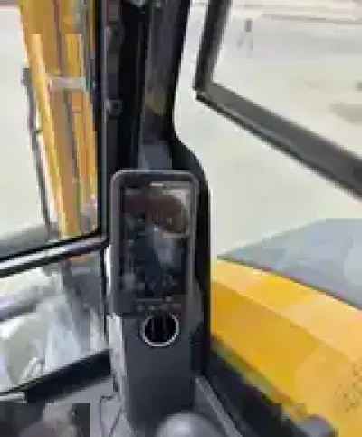 Экскаватор XCMG
