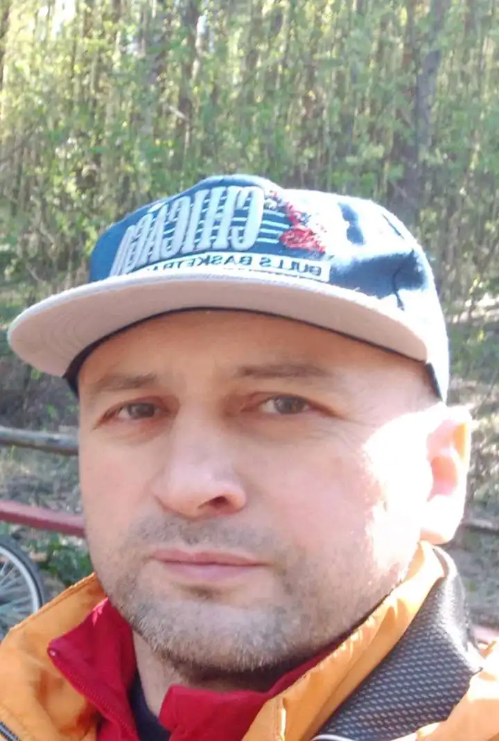 Хуршед Бердиев
