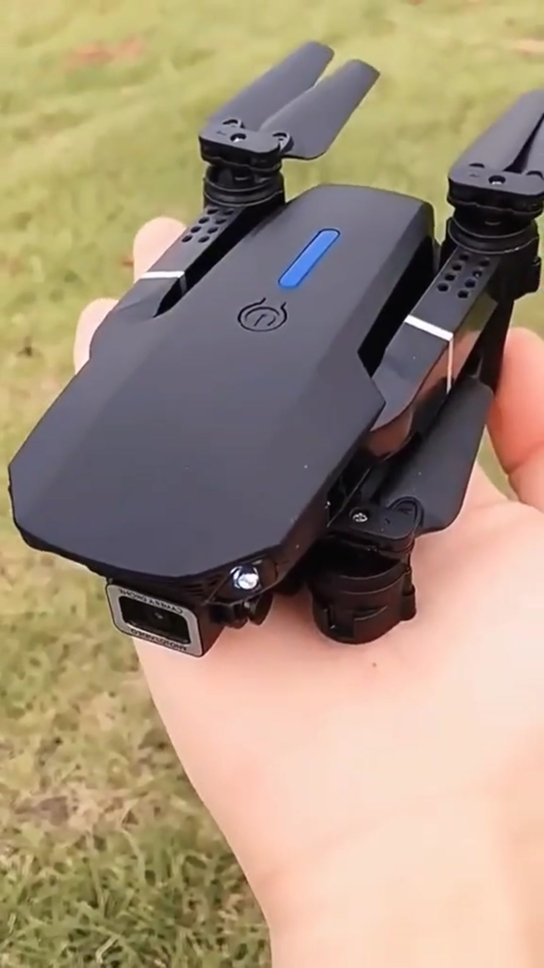 Дрон с камерой E88 Pro Доставка дорем даруни шахр берун ай шахрам Номер +992016440003